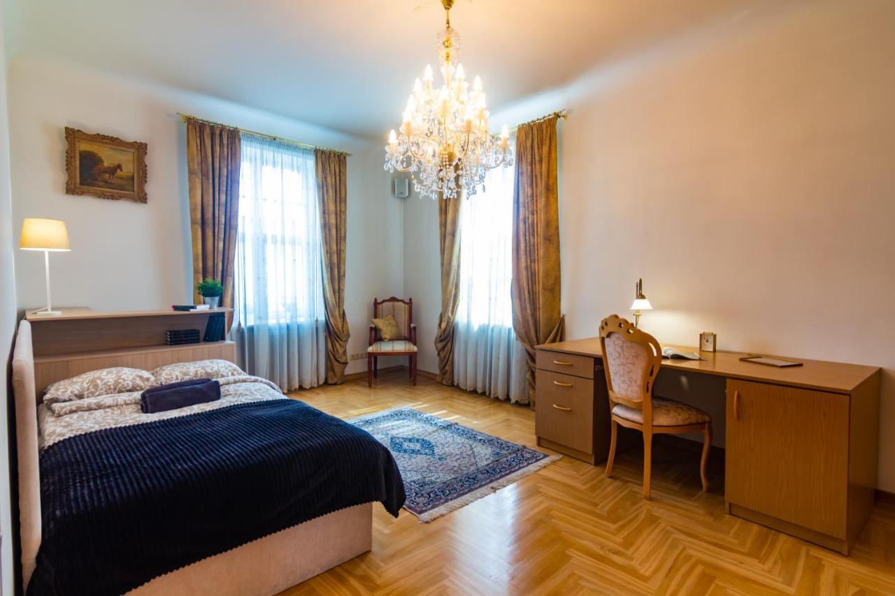 Lejlighed Classic Style In The Center Of *